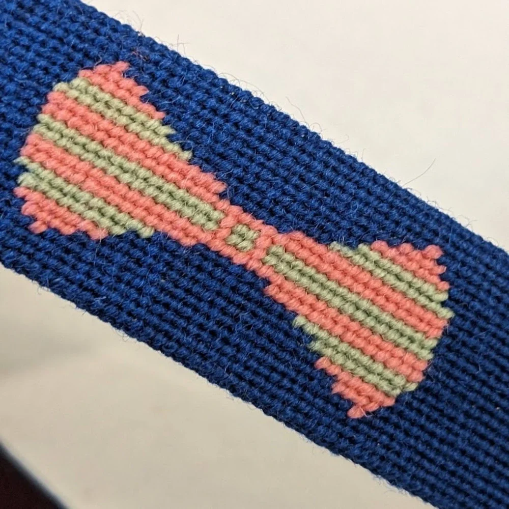 By Paige Mens Needlepoint Bow Tie Belt Blue Leather Brass Buckle Size 38 Preppy